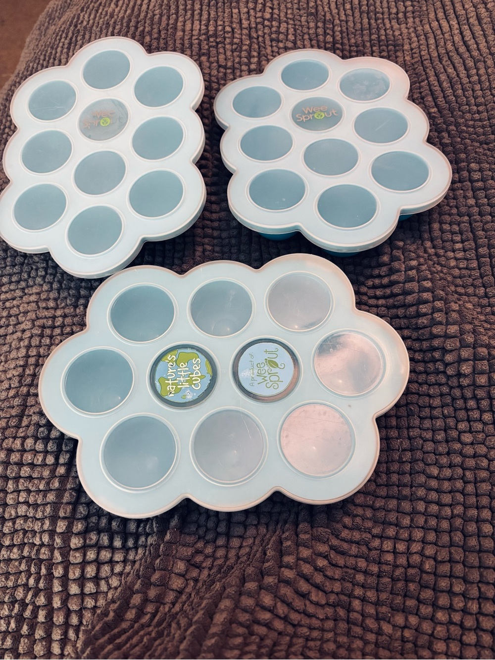 3 WeeSprout Silicone Baby Food Freezer Trays with Lids